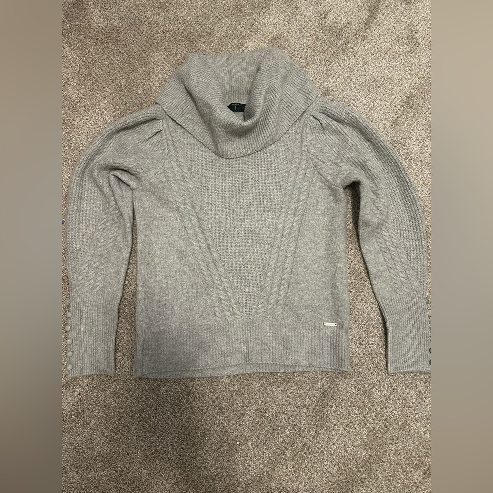T Tahari Light Gray‎ Cowl Neck Sweater(runs small)